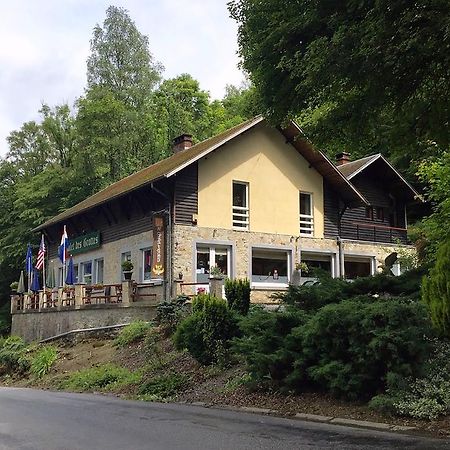 Chalet Des Grottes Hotel Hastiere-Lavaux ภายนอก รูปภาพ